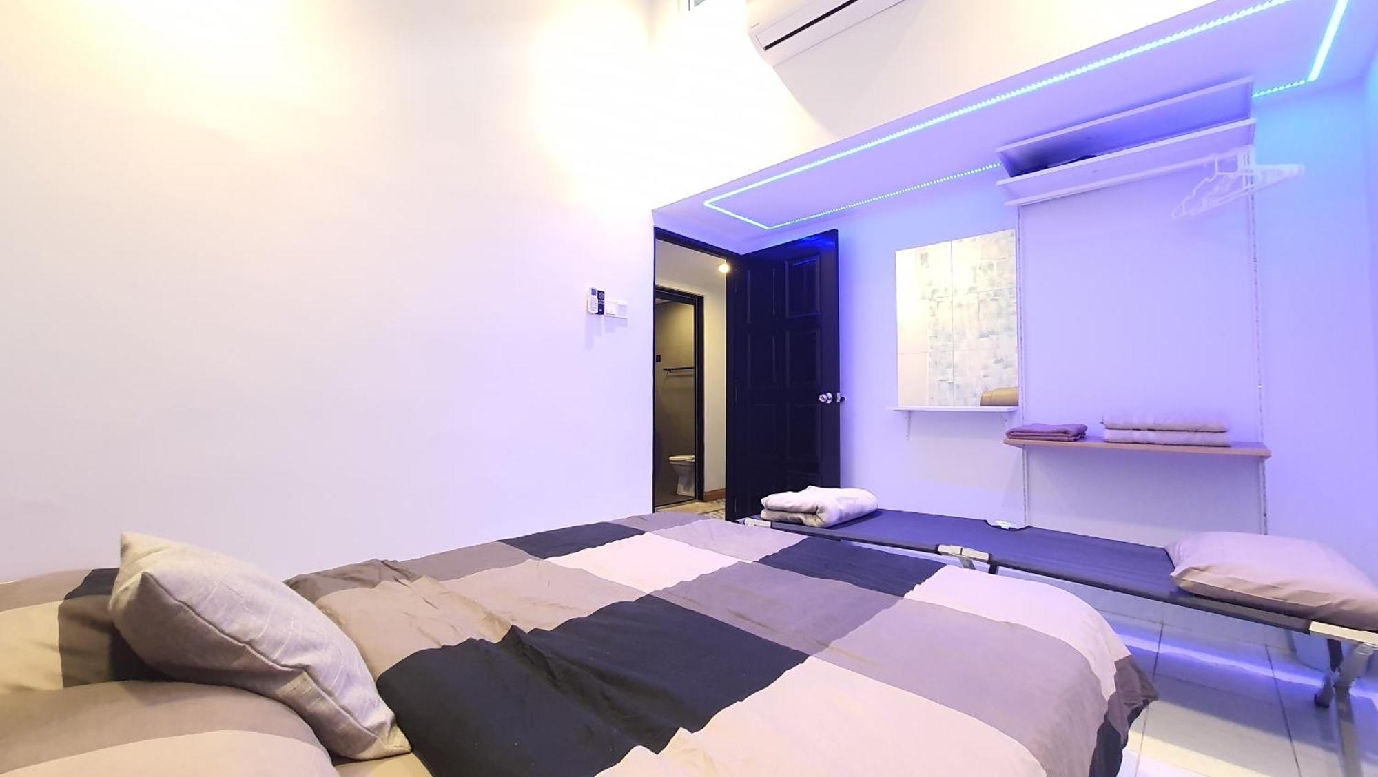A Place Like Landed House Hébergement de vacances *